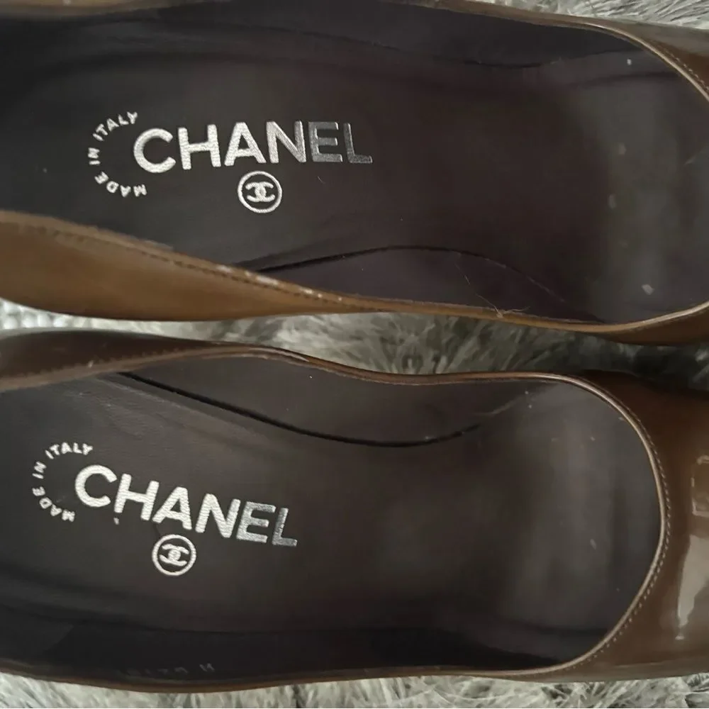 Chanel dress shoes logo pumps colorblock heels classic big monogram platforms